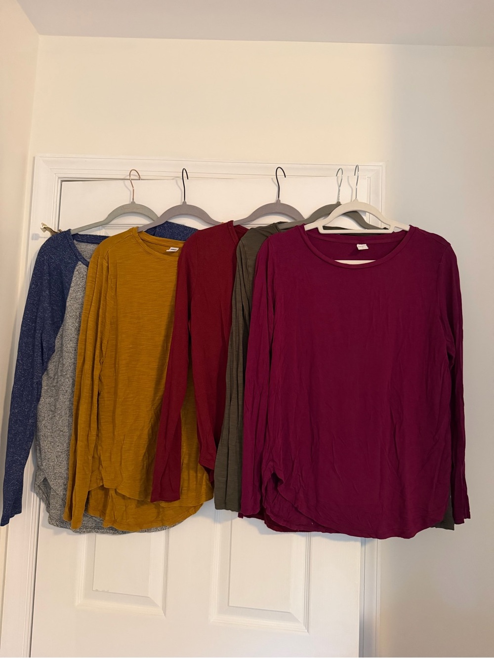 Lot of 5 Old Navy Long-Sleeve Crewneck Tops in Plum, Mustard, Olive, Burg. Grey